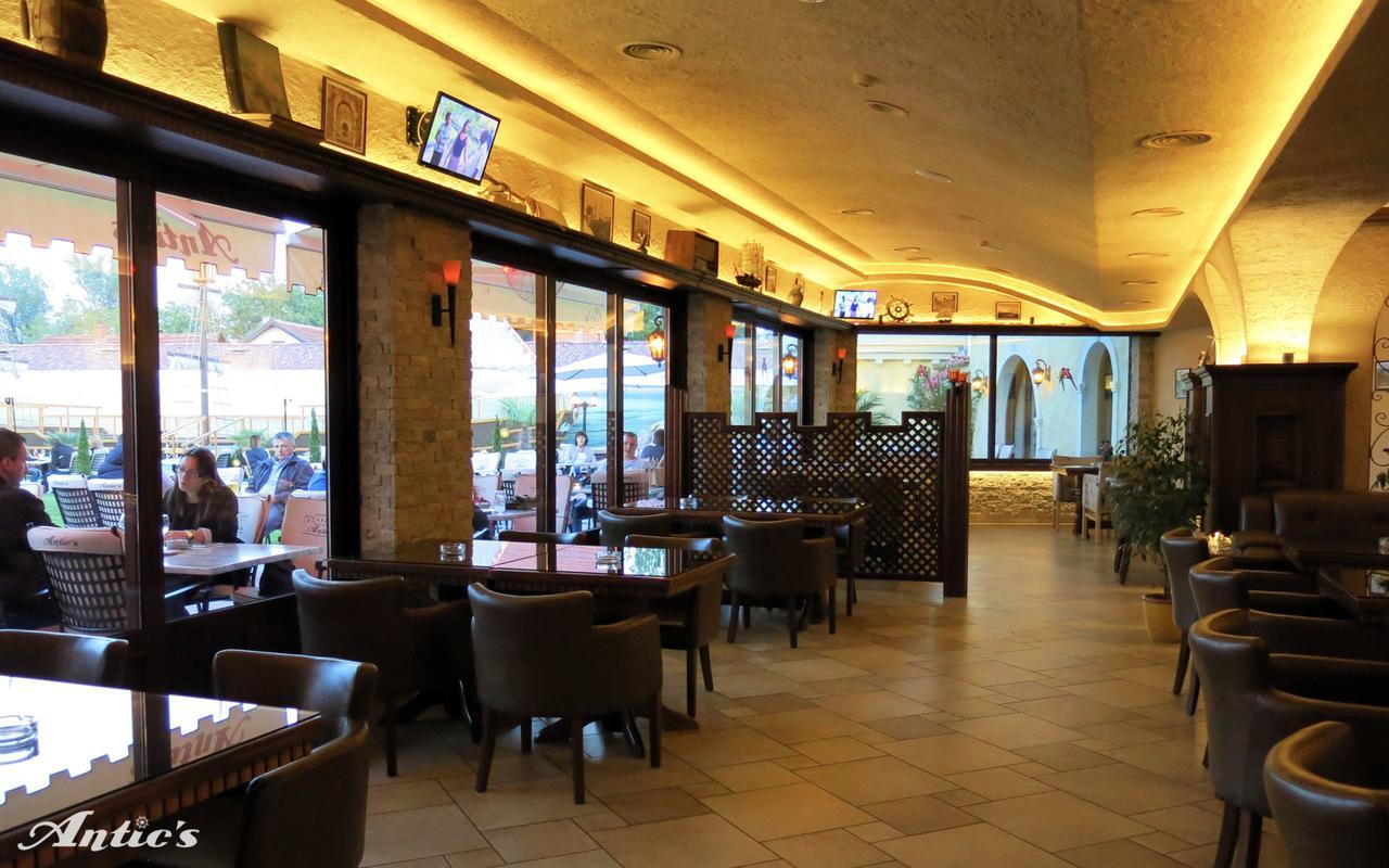 Motel Pizzeria Antic'S Laktaši 外观 照片